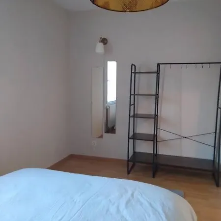 Rare Centre Magnifique 3 Pieces Proche Gare Beaune (Cote d'Or)