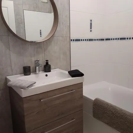 Rare Centre Magnifique 3 Pieces Proche Gare Beaune (Cote d'Or)