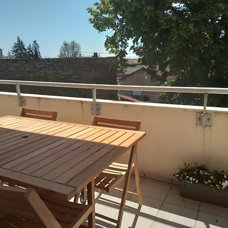 Rare Centre Magnifique 3 Pieces Proche Gare Beaune (Cote d'Or)