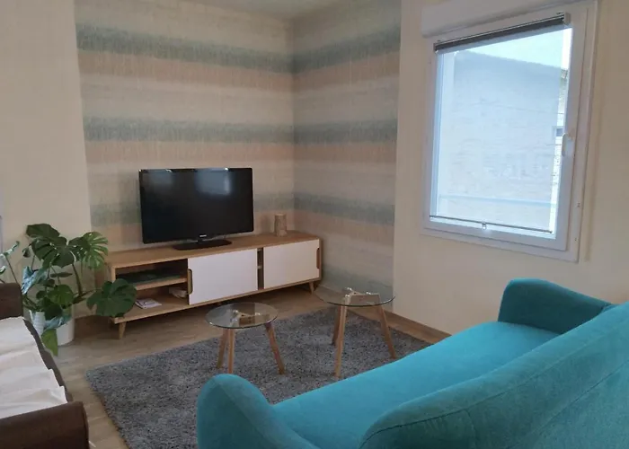 Rare Centre Magnifique 3 Pieces Proche Gare *