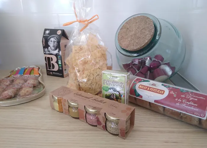 Апартаменти Rare Centre Magnifique 3 Pieces Proche Gare Бон